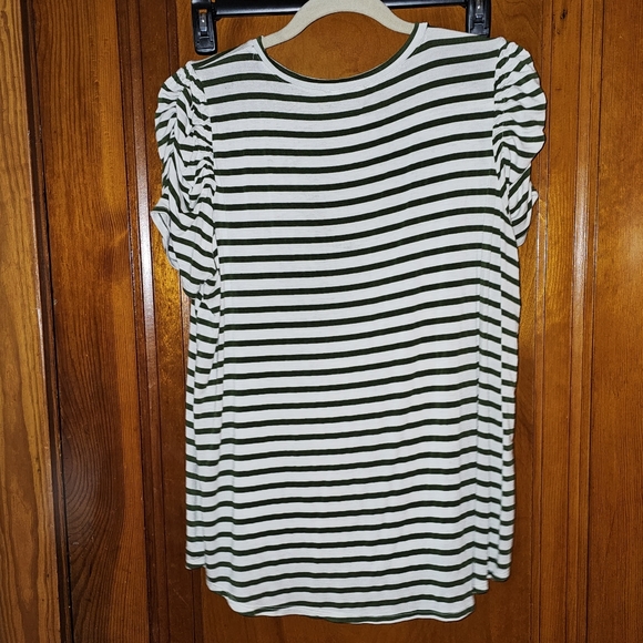 Striped tshirt - Picture 4 of 4